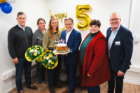 5 Jahre Hebammenzentrale Stade – Landkreis und Elbe Kliniken gratulieren